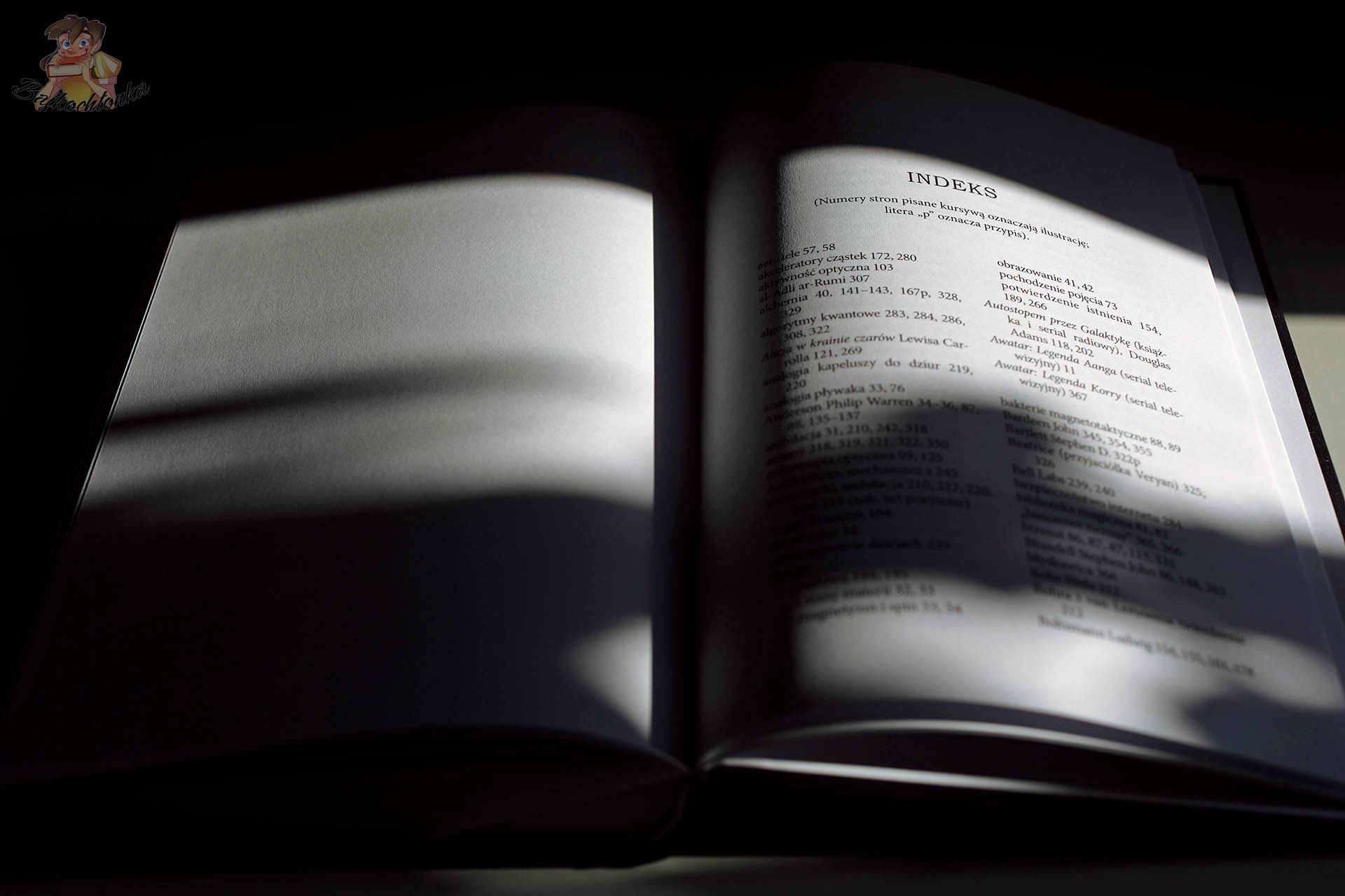 Indeks książki Magiczna materia Felixa Flickera – spis pojęć fizycznych i literackich