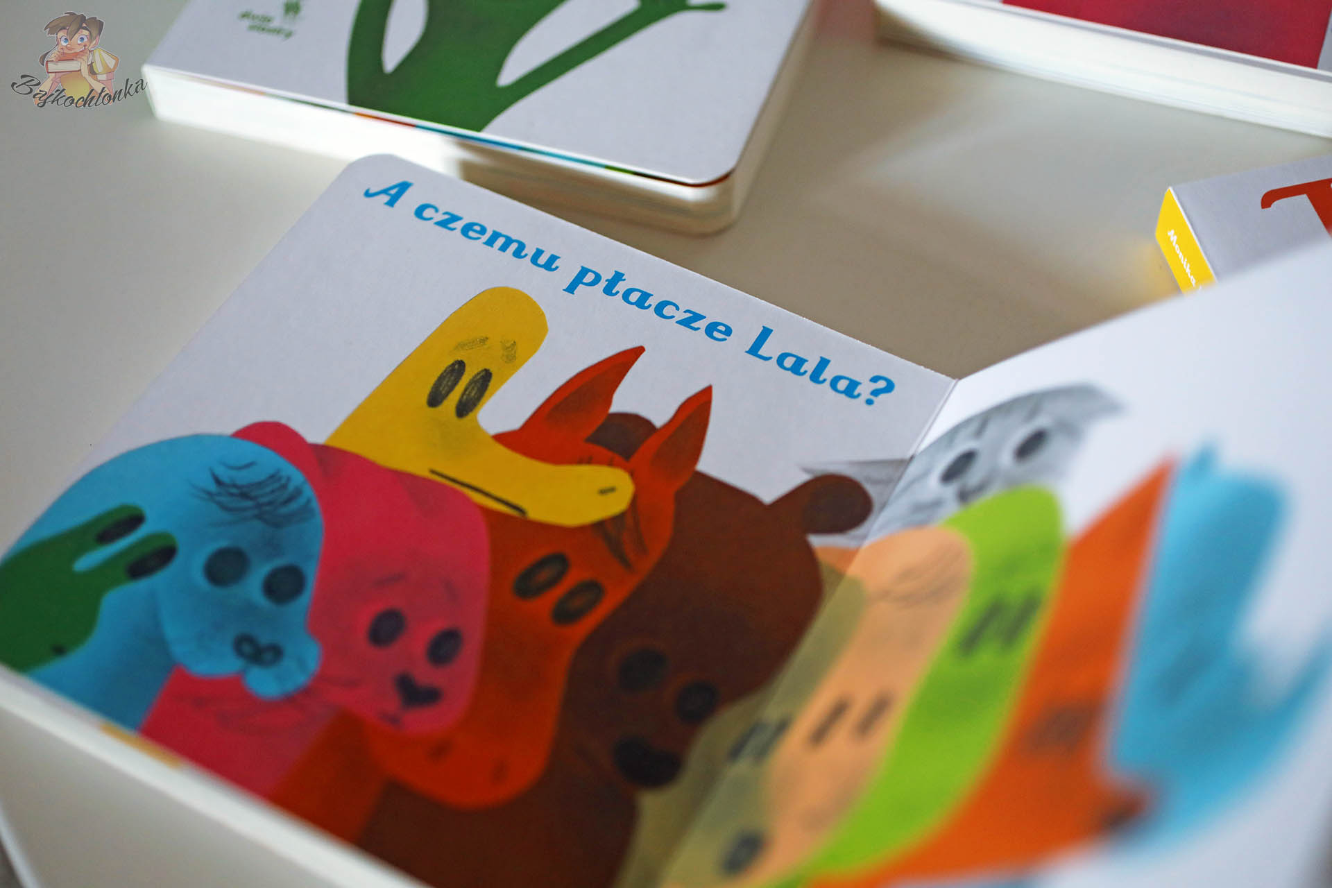 DziubDziuSie „Płaczemy” – „A czemu płacze Lala?” z grupą bohaterów