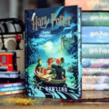 Harry Potter i Kamień Filozoficzny 2025 – nowa polska okładka na tle całej sagi, Media Rodzina