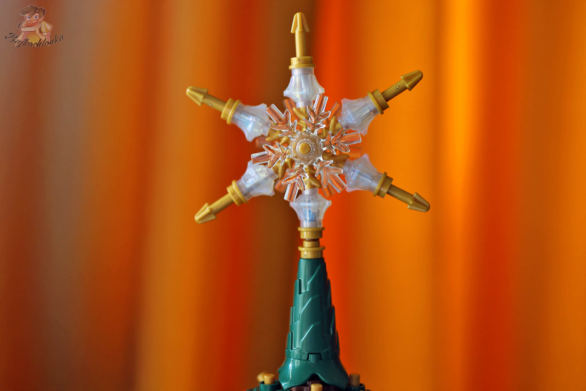 LEGO 41843 — czubek choinki z gwiazdą z transparentnych elementów