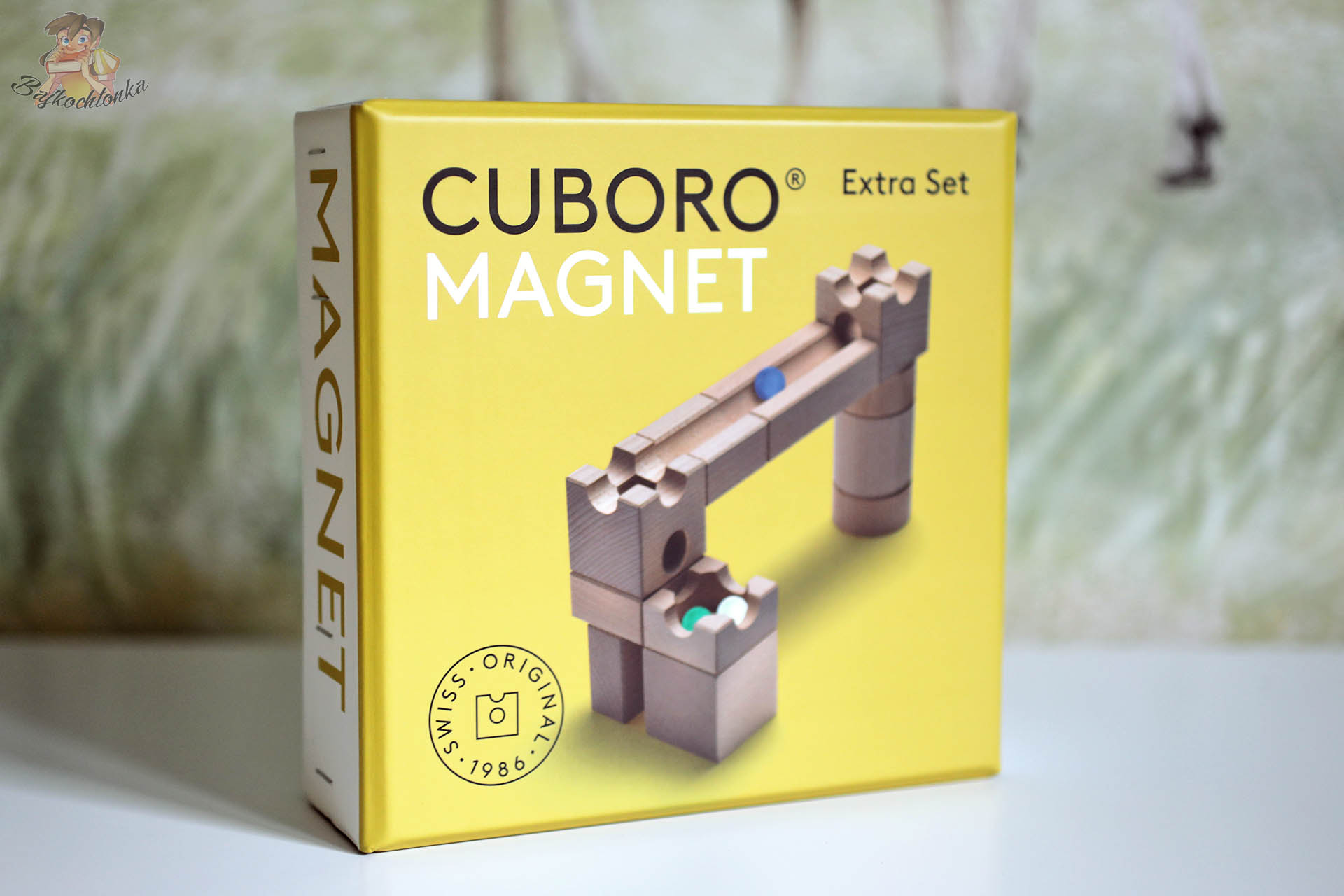 Zestaw rozszerzający Cuboro Magnet Extra Set do drewnianego toru kulkowego, żółte pudełko