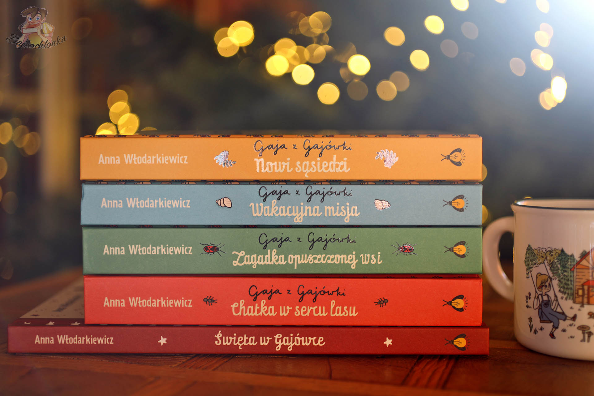 Seria Gaja z Gajówki – grzbiety tomów, w tym świąteczny tytuł Święta w Gajówce