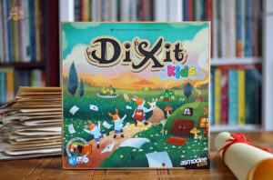 Dixit Kids – front pudełka z króliczymi bohaterami i motywem zaproszeń