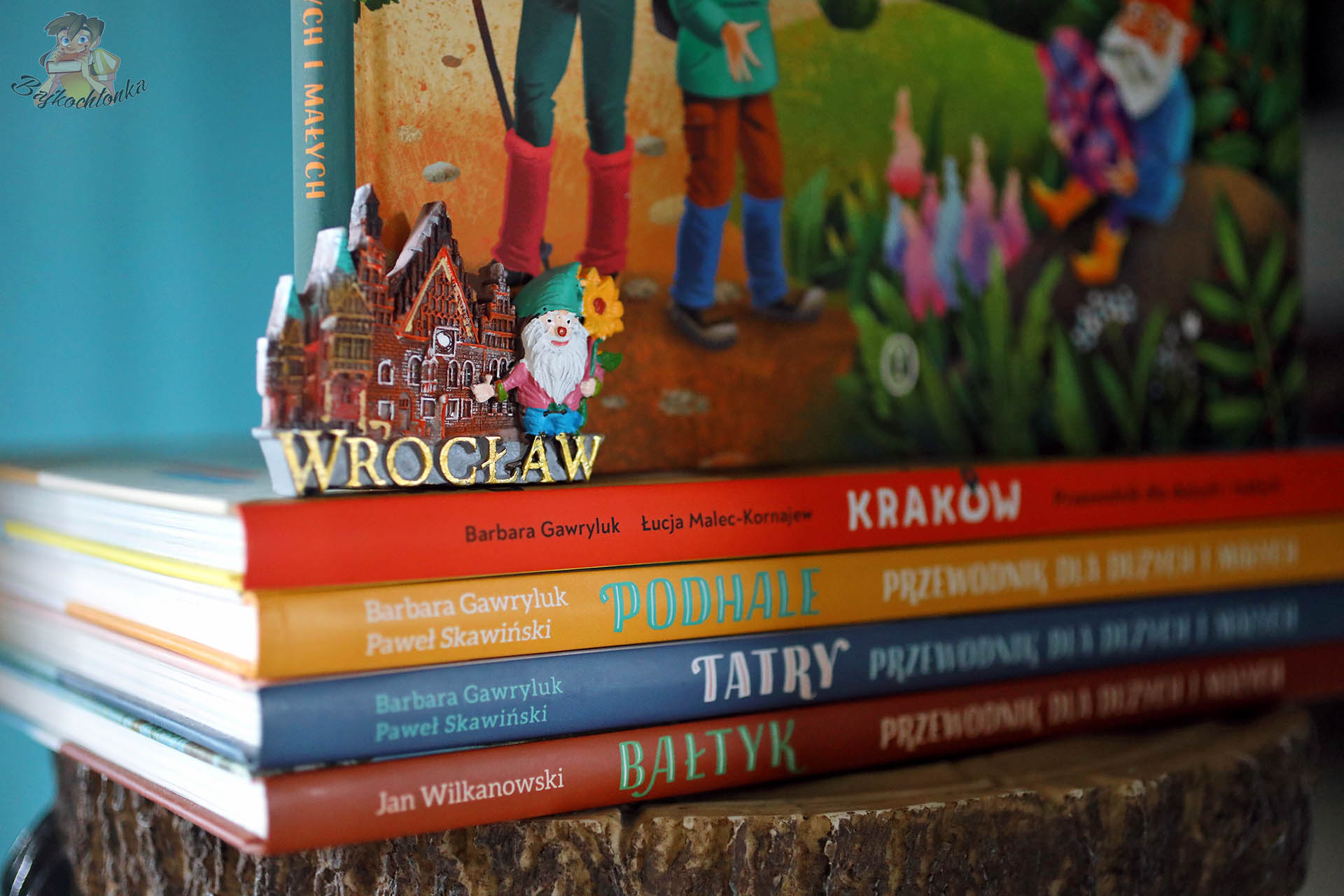 Ilustracje o Wrocławiu i wrocławskich krasnalach w książce Dolny Śląsk. Przewodnik dla dużych i małych