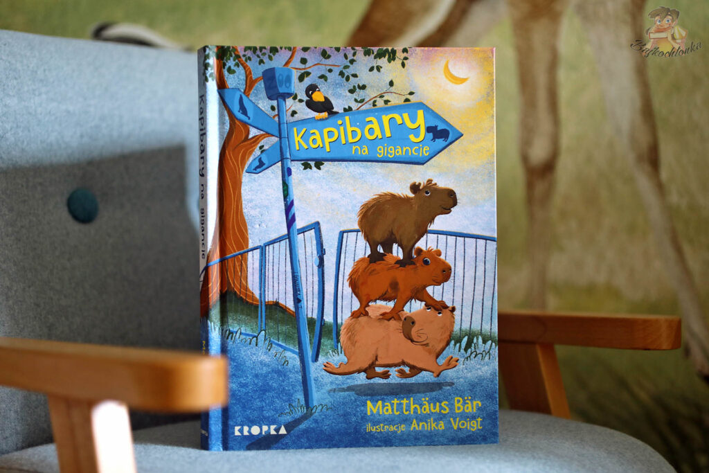 Okładka książki Kapibary na gigancie Matthäusa Bära wydanej przez Kropkę