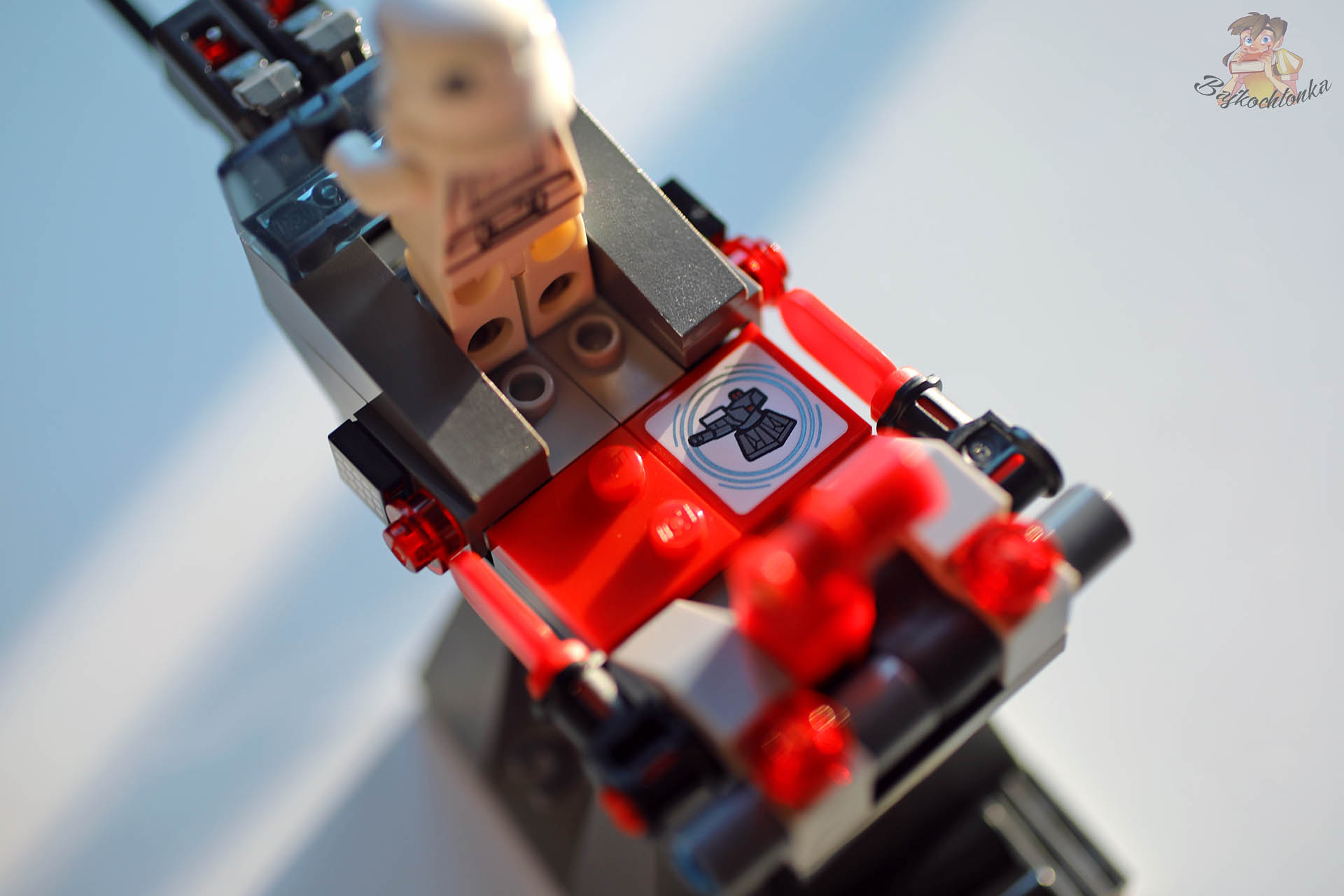 LEGO SMART Play imperialny speeder z interaktywnym tagiem aktywującym efekty