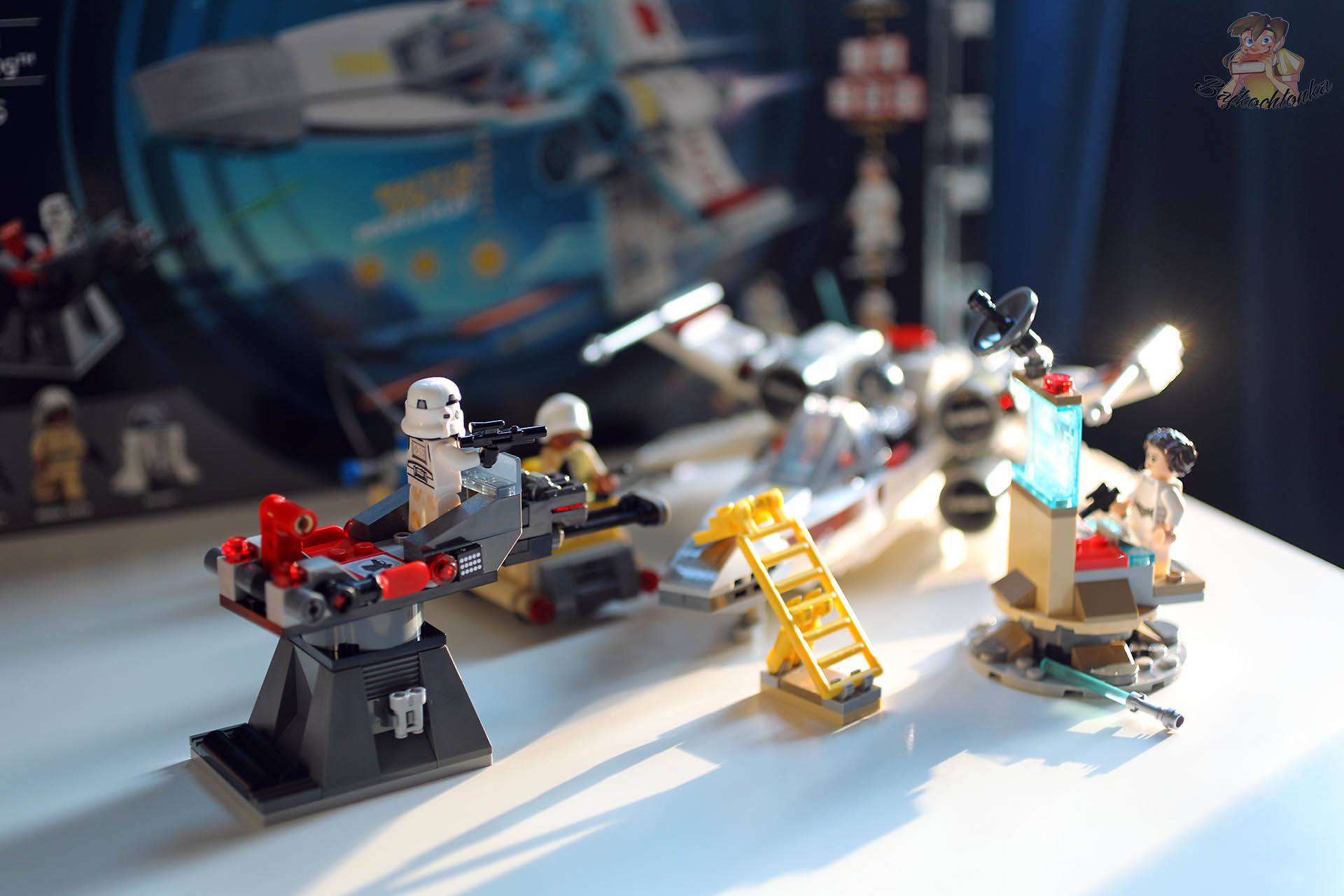 LEGO SMART Play X-Wing Czerwona Piątka Luke Skywalker zestaw Star Wars z elementami interaktywnymi