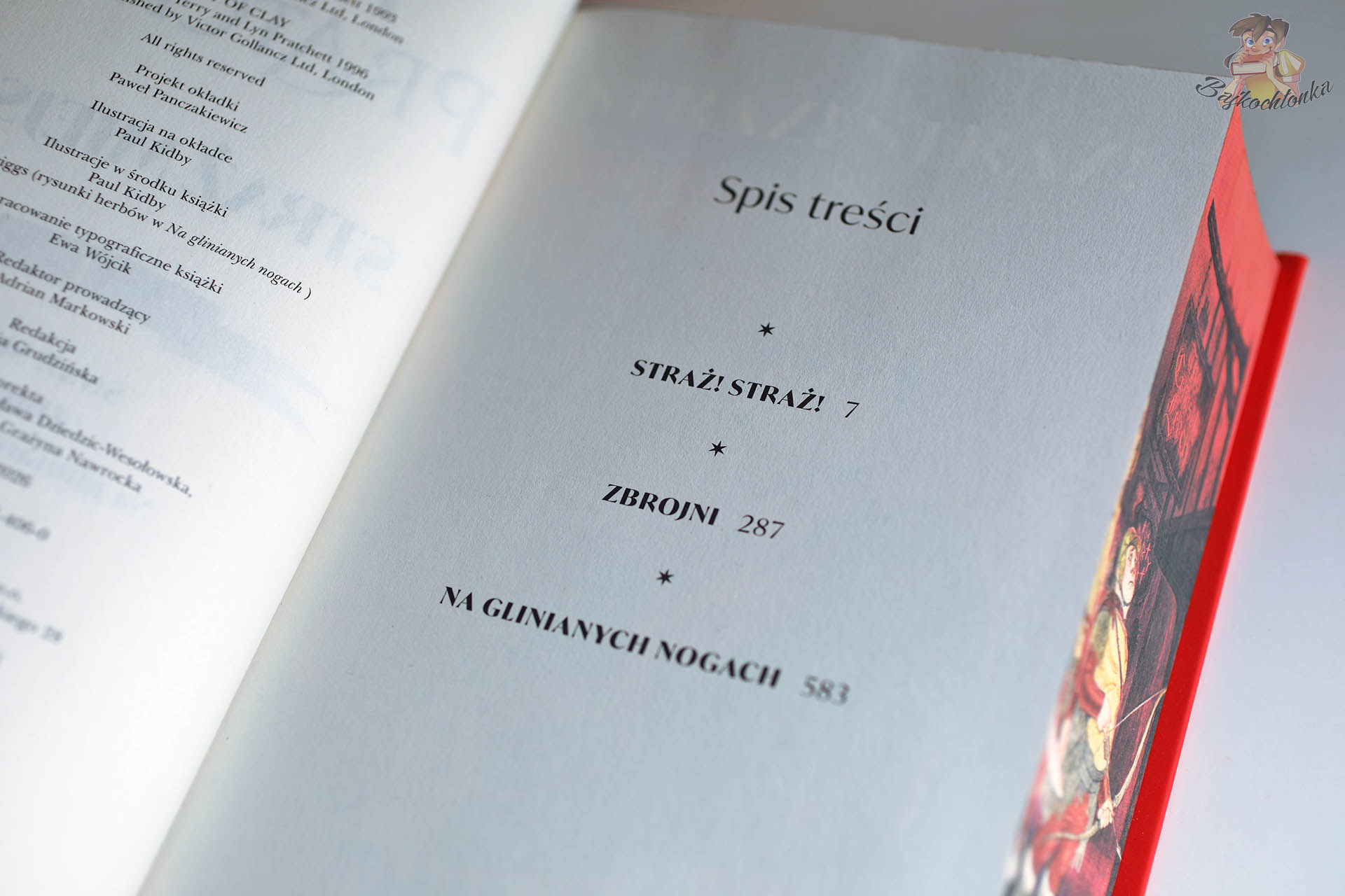 Spis treści książki Straż miejska. Tom 1 z powieściami Straż! Straż!, Zbrojni i Na glinianych nogach