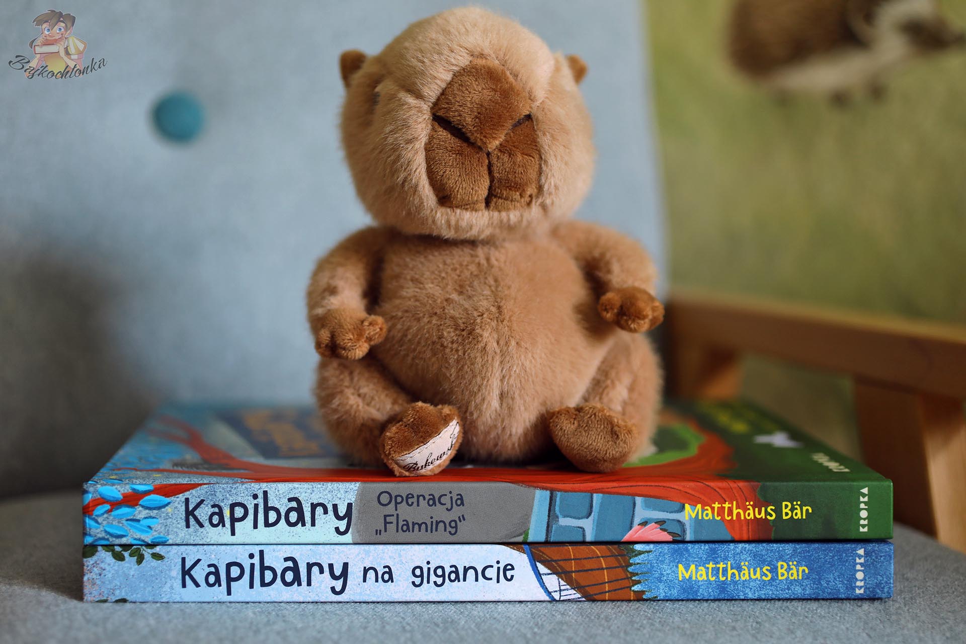 Dwa tomy serii Matthäusa Bära - „Kapibary na gigancie” i „Kapibary. Operacja Flaming”