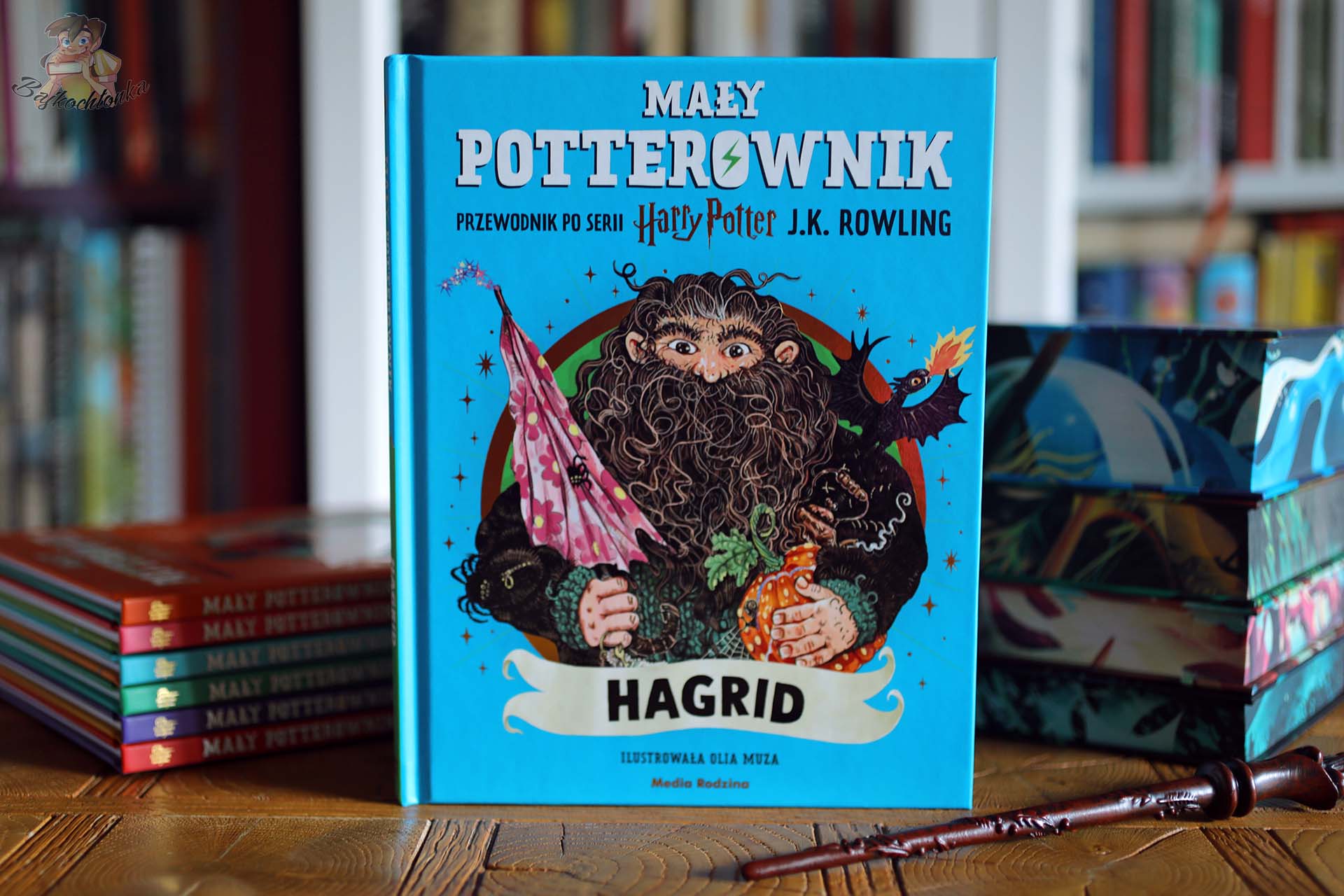 Okładka książki Mały Potterownik. Hagrid z ilustracją Olii Muzy