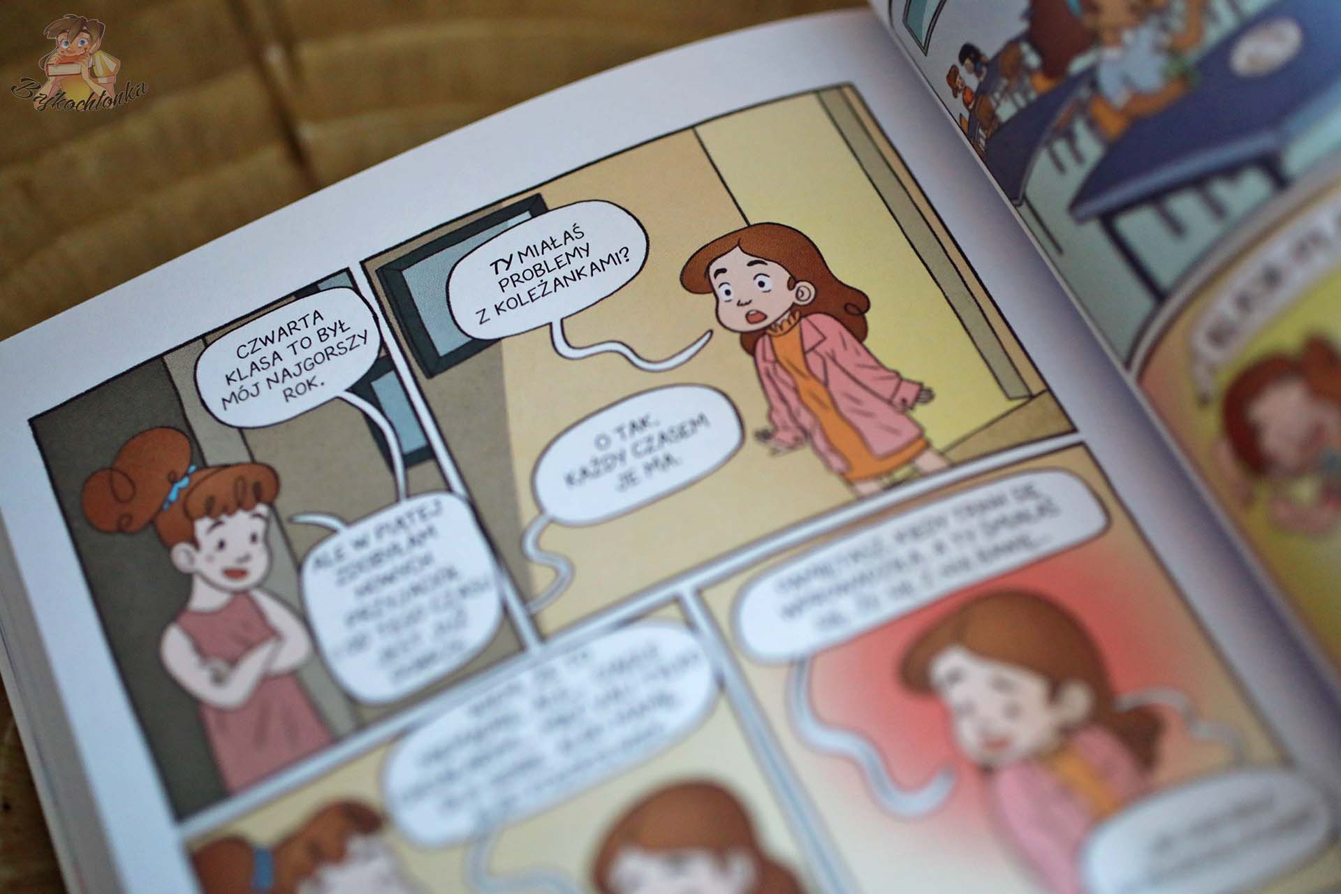 Cassie mówi o rozpoczęciu czwartej klasy w komiksie Siła marzeń Shannon Hale