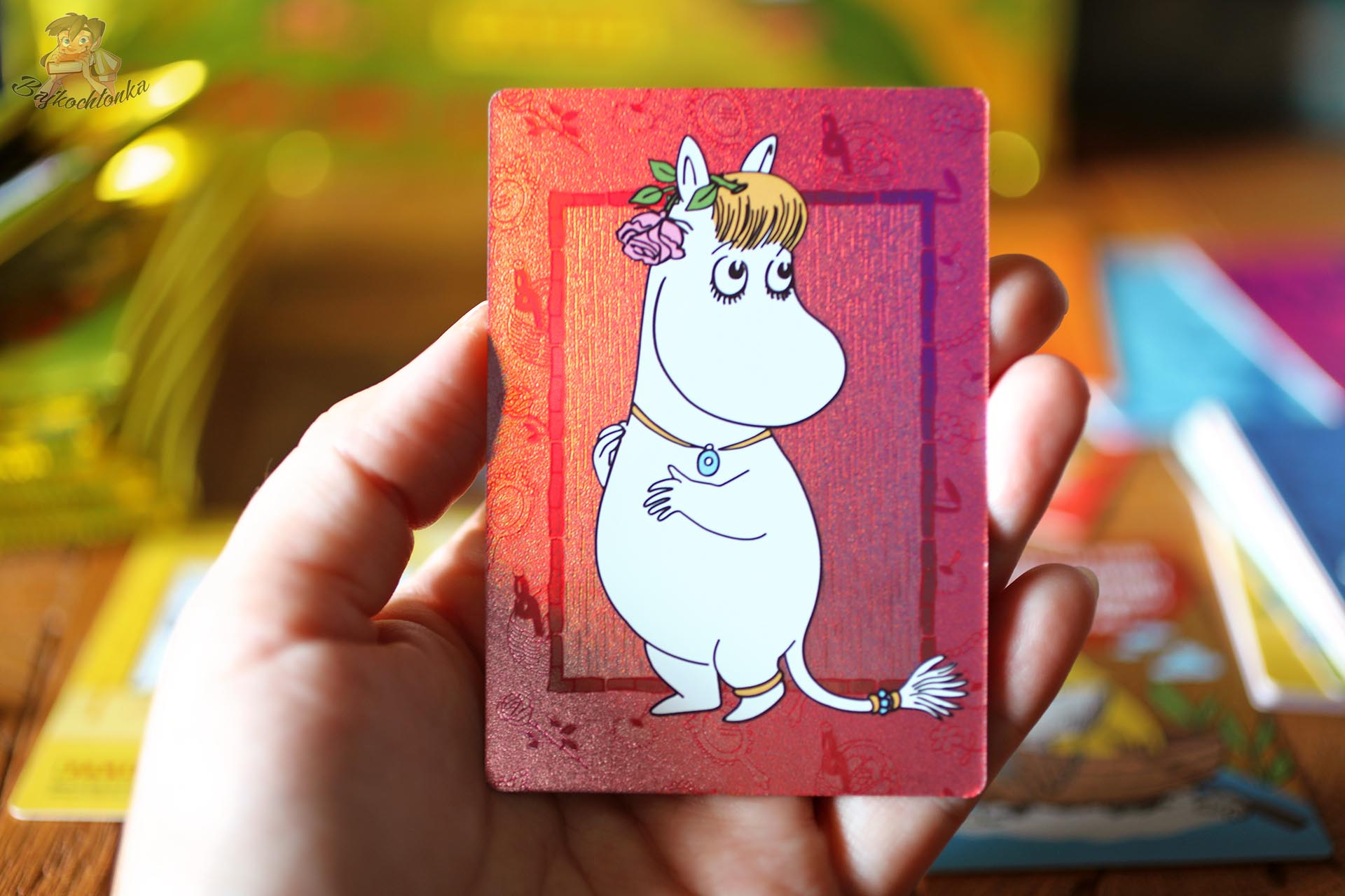 Karta z Panną Migotką z kolekcji Panini Muminki Kreatywny Świat