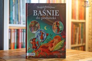 Okładka książki Najpiękniejsze baśnie do poduszki z ilustracjami Anny Láng, wydawnictwo Bookolika.